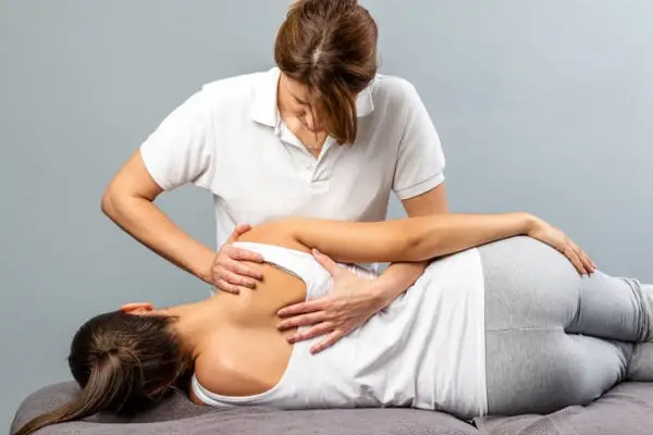 Fisioterapia para bursite no ombro